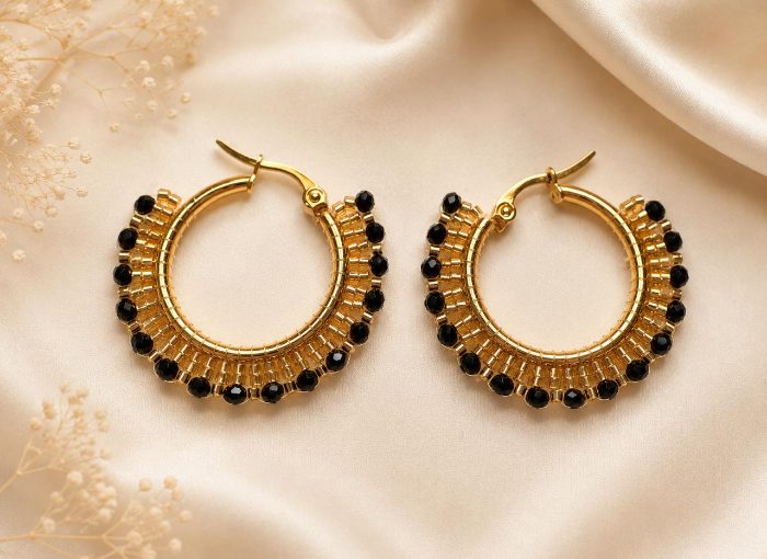 Argolla Cristal Aurora Dorado, aros artesanales hechos a mano color dorado – Karivé Joyas