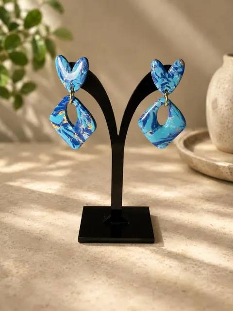 Aros Corazón Rombo Mármol Azul, aros hechos a mano – Karivé Joyas