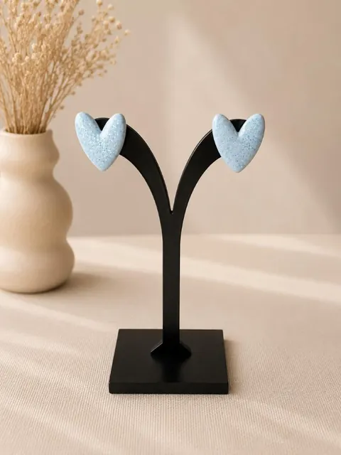 Aros Corazón Celeste Glitter, aros hechos a mano – Karivé Joyas