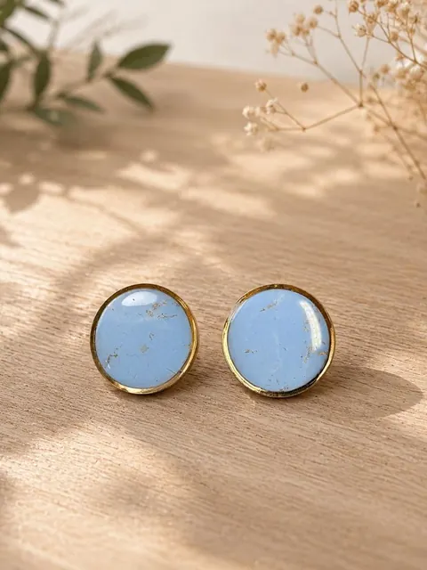 Topos Botón Celeste, aros hechos a mano – Karivé Joyas
